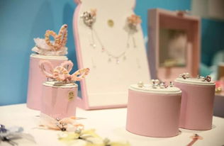 2019年珠宝行业六大消费趋势与美发饰品销售新动向